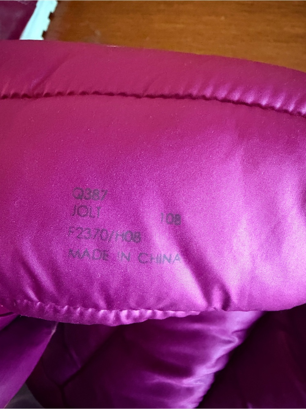 Coach Women’s Size 10B Pink Burgundy Geometric Puffer Boots - Picture 6 of 6